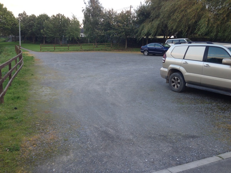 Carpark at rear.jpg